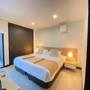 Deluxe - Cercania Aeropuerto Jmc Hotel